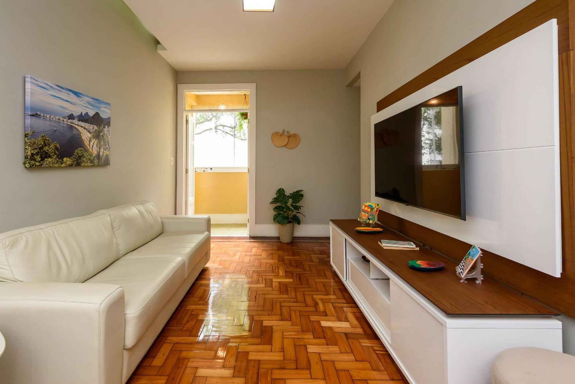 Apartamento Charmoso 2qtos A 250m Da | Cr 73/503